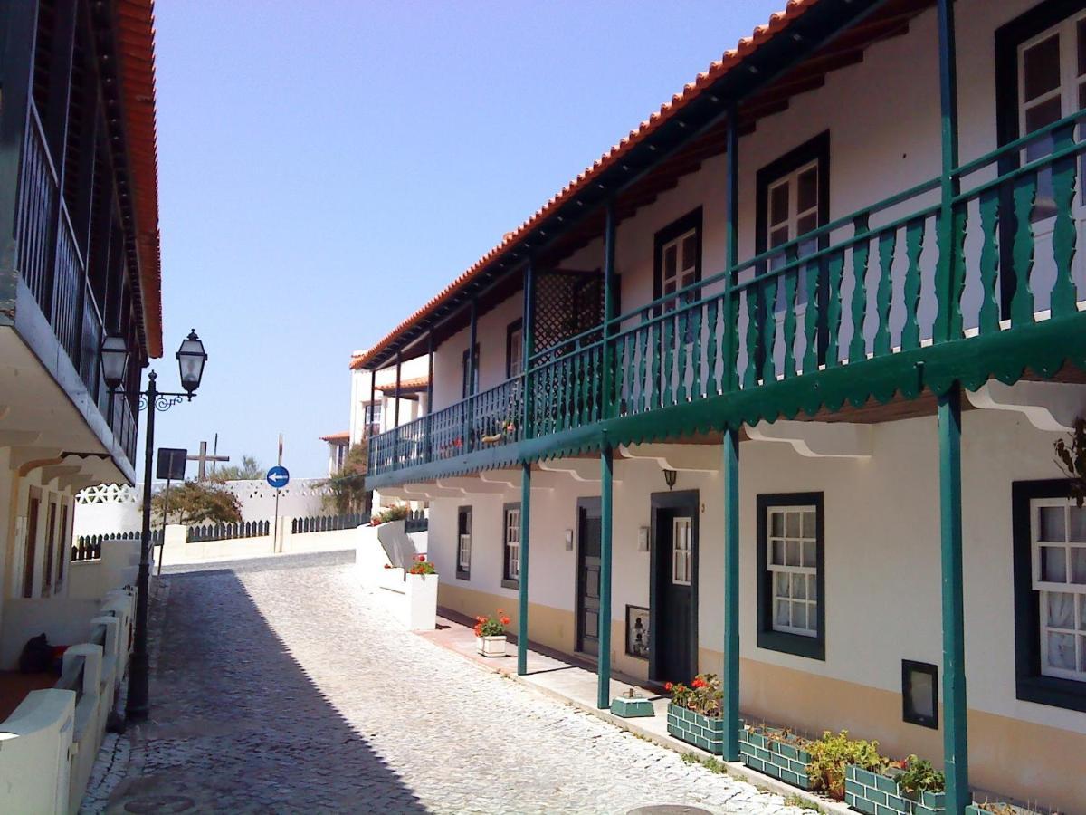 Starfish Beach House Sao Pedro De Moel Exterior photo